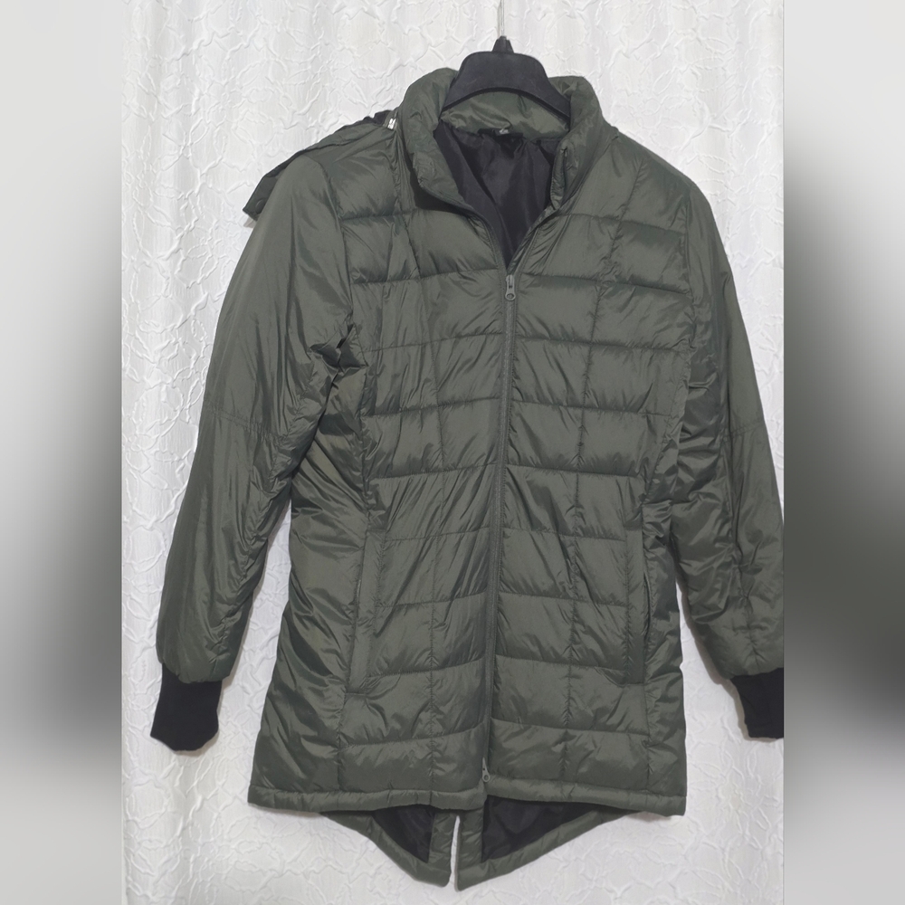 Swiss Tech Womens Quilted Puff Coat Hooded Green  Size Medium (8-10) Zip